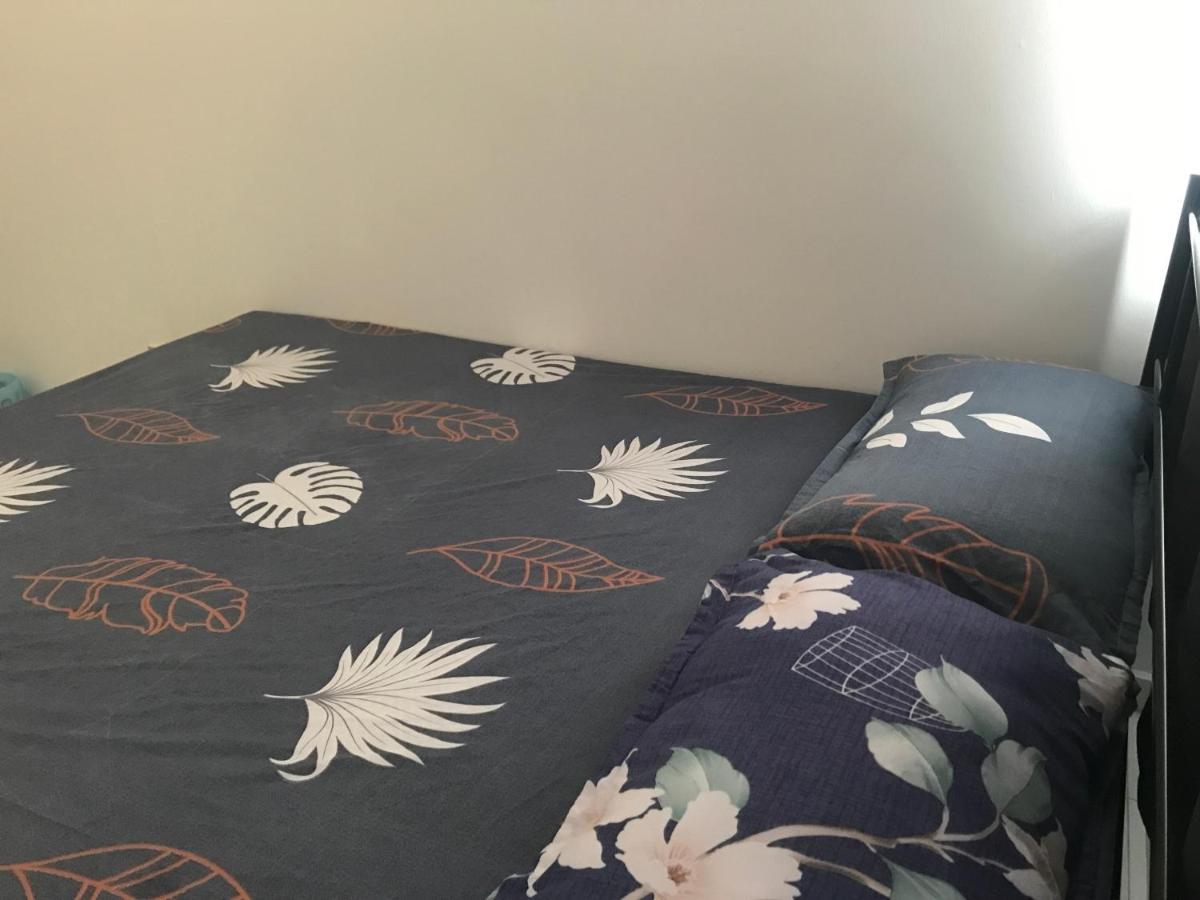 Oyo 90493 Jl Homestay Сегамат Екстериор снимка